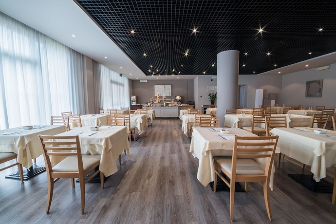 Imagen del bar/restaurante del Hotel Idea Piacenza. Foto 3