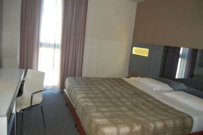 Imagen de la habitación del Hotel Idea Plus Savona. Foto 3