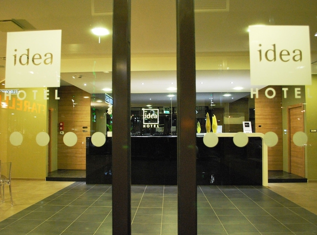 Imagen de los interiores del Hotel Idea Plus Savona. Foto 13