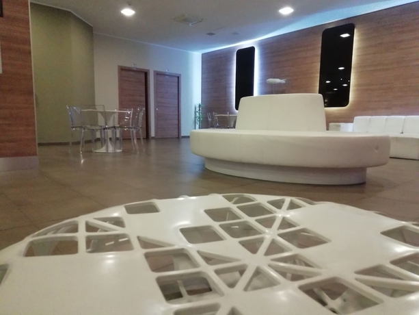 Imagen de los interiores del Hotel Idea Plus Savona. Foto 16