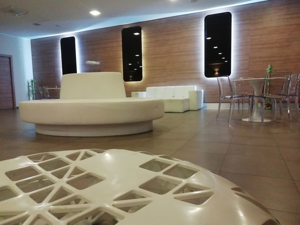 Imagen de los interiores del Hotel Idea Plus Savona. Foto 18