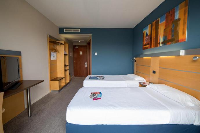 Imagen de la habitación del Hotel Idea Torino Mirafiori. Foto 5