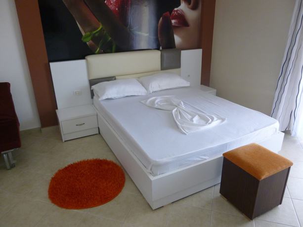 Imagen de la habitación del Hotel Ideal Aparthotel. Foto 4