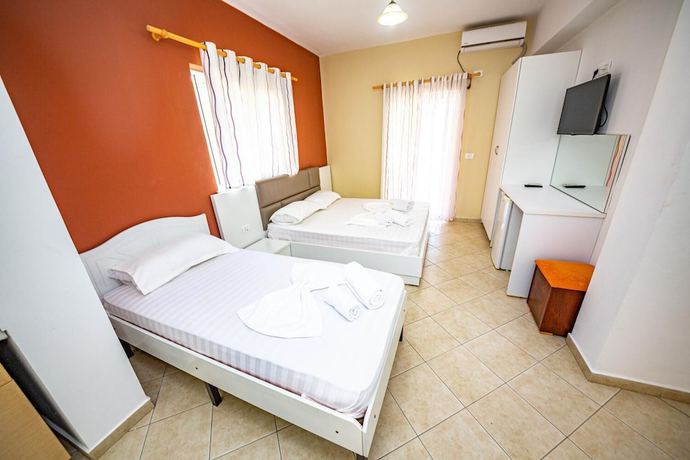 Imagen de la habitación del Hotel Ideal Aparthotel. Foto 7