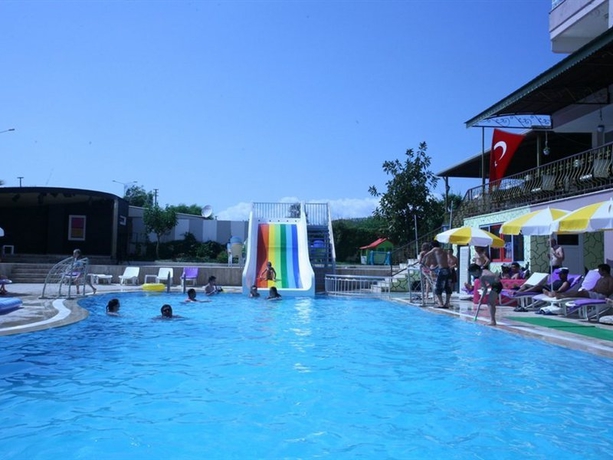 Imagen general del Hotel Ideal Beach. Foto 6