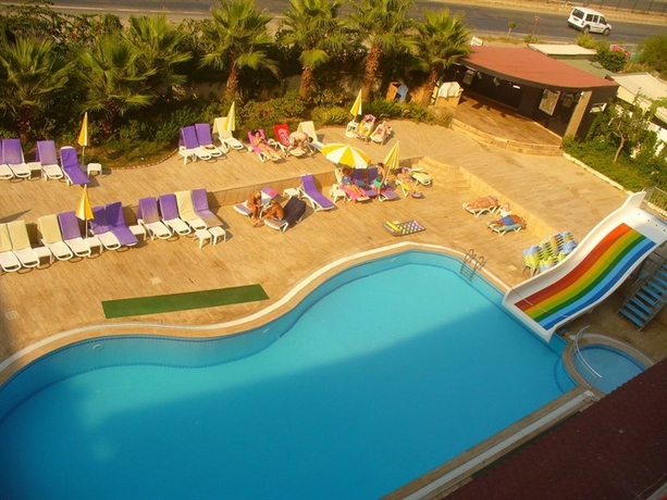 Imagen general del Hotel Ideal Beach. Foto 7
