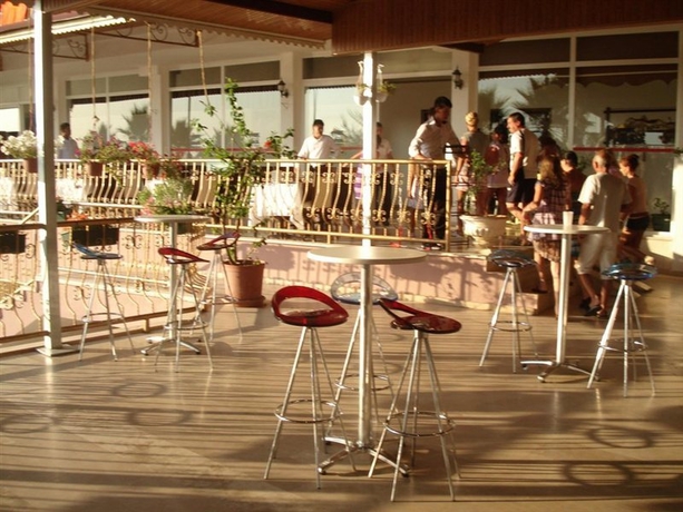Imagen general del Hotel Ideal Beach. Foto 10