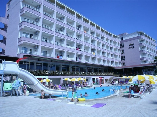 Imagen general del Hotel Ideal Beach. Foto 12