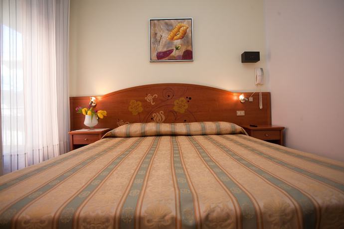 Imagen de la habitación del Hotel Ideal, Chioggia. Foto 6