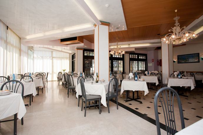 Imagen del bar/restaurante del Hotel Ideal, Chioggia. Foto 2