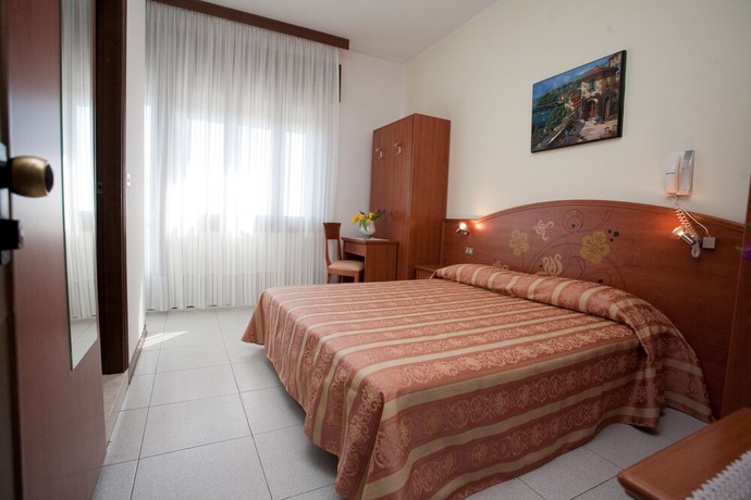 Imagen de la habitación del Hotel Ideal, Chioggia. Foto 10