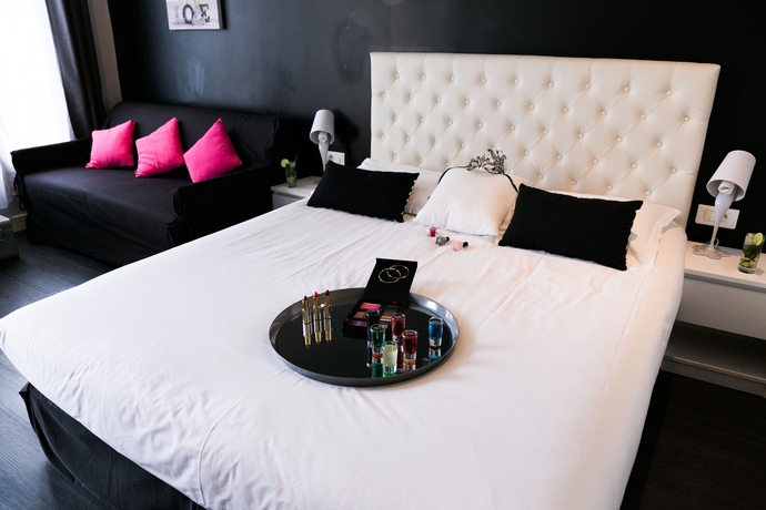 Imagen de la habitación del Hotel Ideal Design. Foto 6