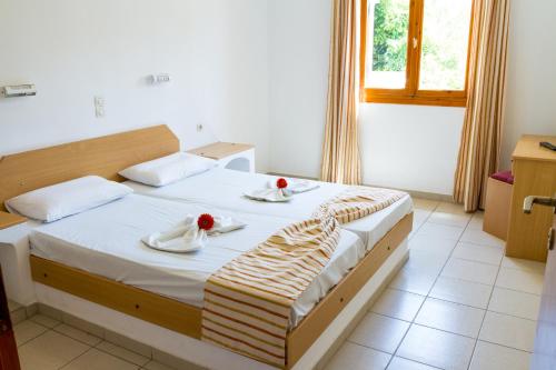 Imagen de la habitación del Hotel Ideal, Gournes. Foto 9