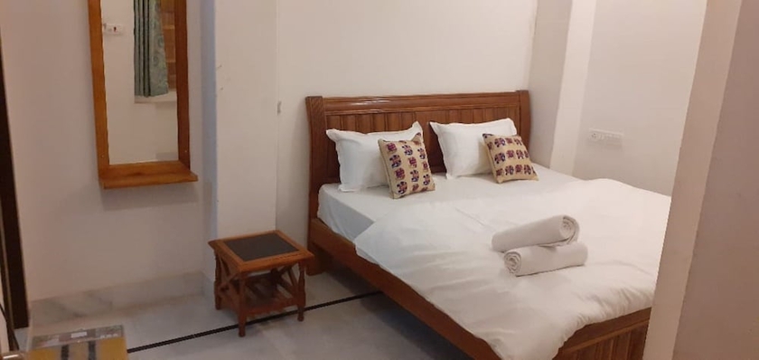 Imagen de la habitación del Hotel Ideal Guest House. Foto 4