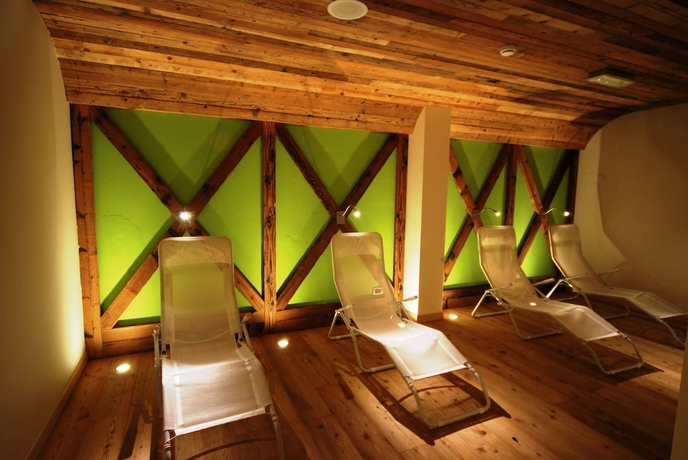 Imagen de la piscina del Hotel Ideal, Madonna di Campiglio. Foto 18