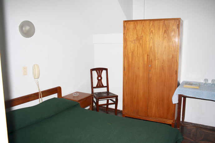Imagen general del Hotel Ideal, Montevideo. Foto 3