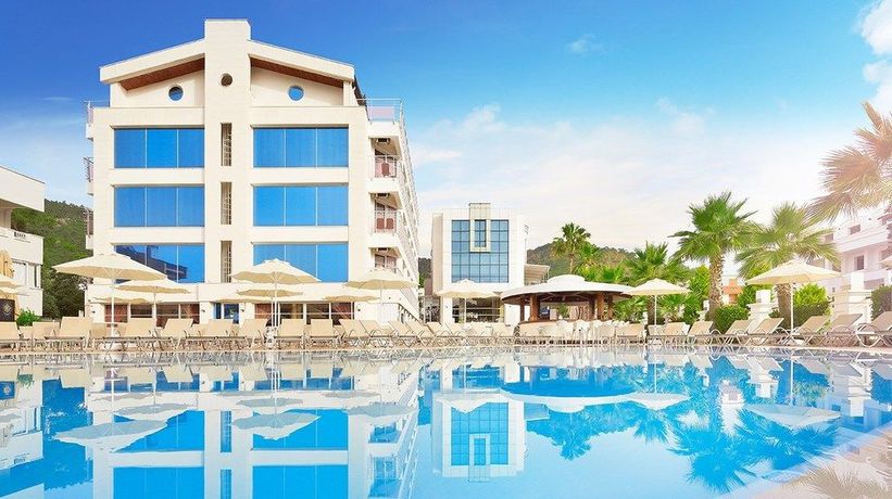Imagen de la piscina del Hotel Ideal Pearl - All Inclusive - Adults Only. Foto 10