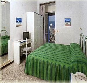 Imagen de la habitación del Hotel Ideal, Rimini. Foto 4