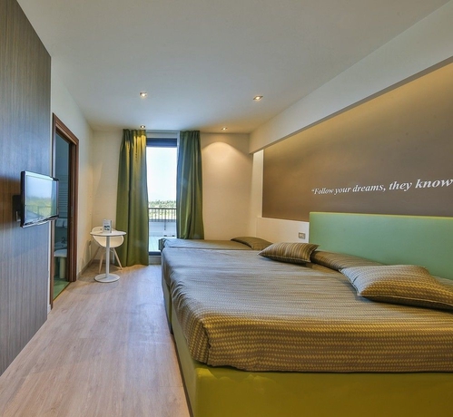 Imagen de la habitación del Hotel Ideal, Sirmione. Foto 3