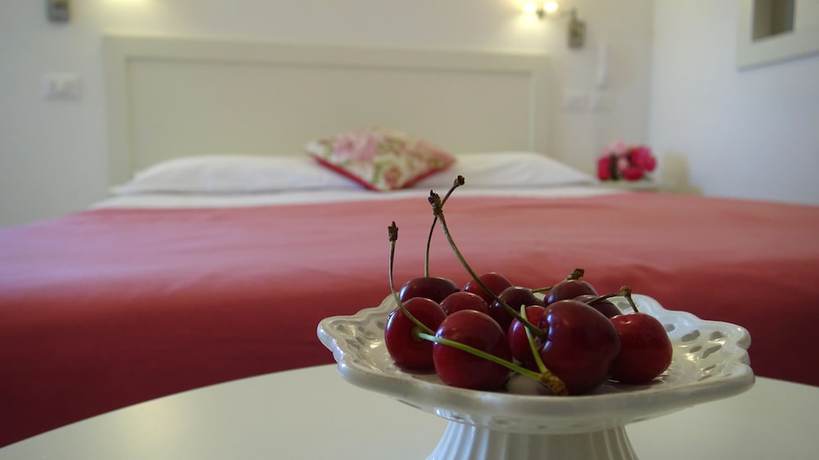 Imagen de la habitación del Hotel Ideale, Asis. Foto 10