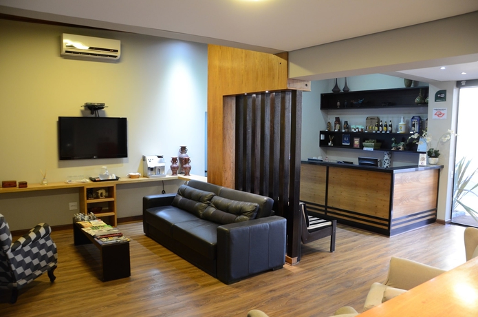 Imagen de los interiores del Hotel Ideali. Foto 19