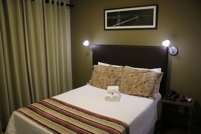 Imagen de la habitación del Hotel Ideali. Foto 12