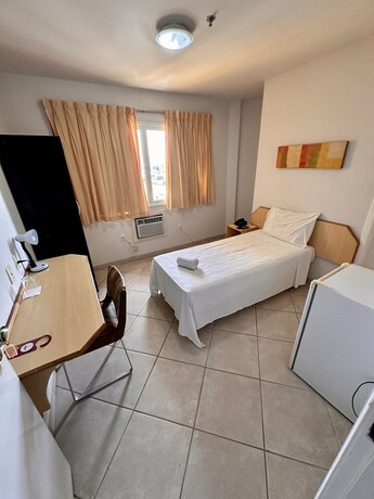 Imagen general del Hotel Ideals. Foto 7