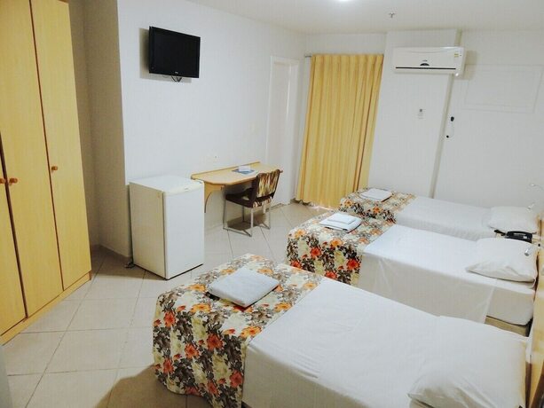 Imagen de la habitación del Hotel Ideals. Foto 25