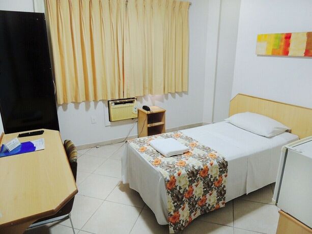 Imagen de la habitación del Hotel Ideals. Foto 30