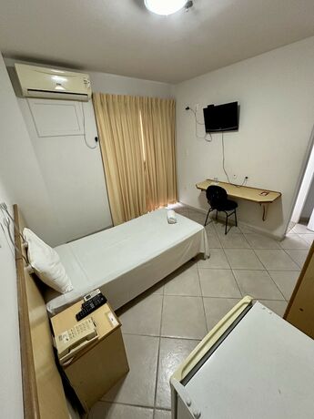 Imagen de la habitación del Hotel Ideals. Foto 35