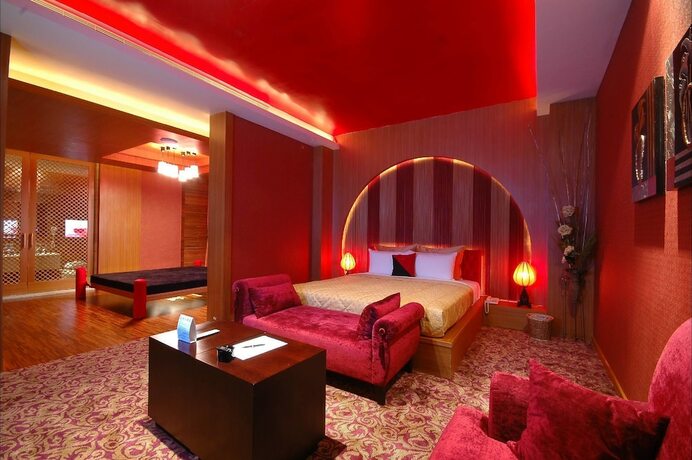 Imagen de la habitación del Hotel Idee Spa Motel. Foto 16