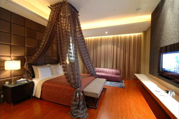 Imagen de la habitación del Hotel Idee Spa Motel. Foto 17