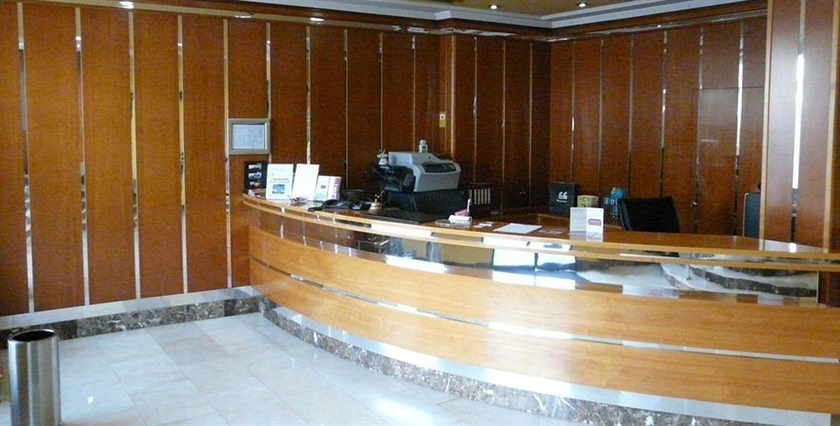 Imagen de los interiores del Hotel Idh Angel. Foto 16