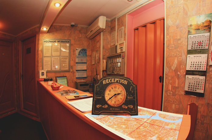 Imagen de la habitación del Hotel Idillia Inn. Foto 7