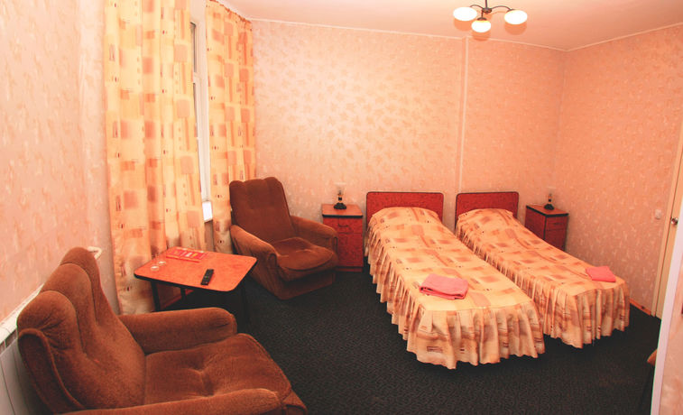 Imagen de los interiores del Hotel Idillia Inn. Foto 14