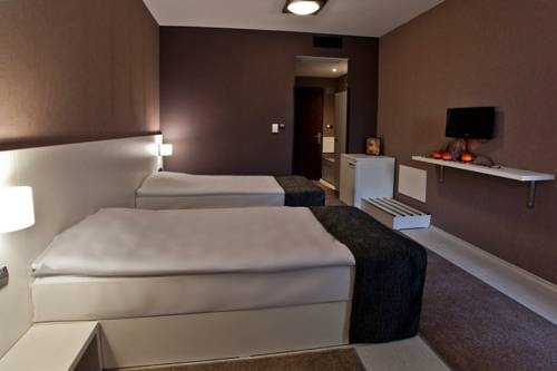 Imagen general del Hotel Idol, Targovishte Ciudad. Foto 11