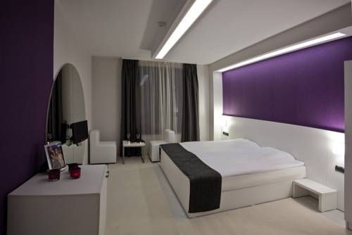 Imagen general del Hotel Idol, Targovishte Ciudad. Foto 17