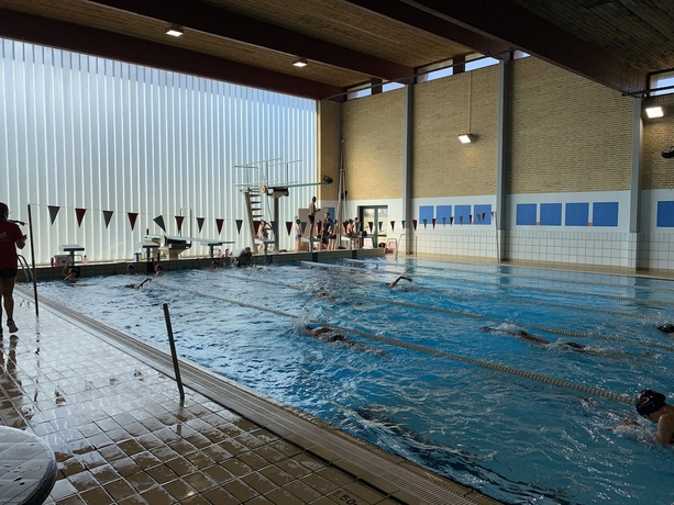 Imagen de la piscina del Hotel Idr&aelig;tscenter Jammerbugt - Hostel. Foto 19