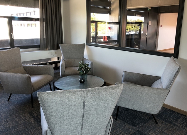 Imagen de los interiores del Hotel Idraettens Hus and Konference. Foto 19