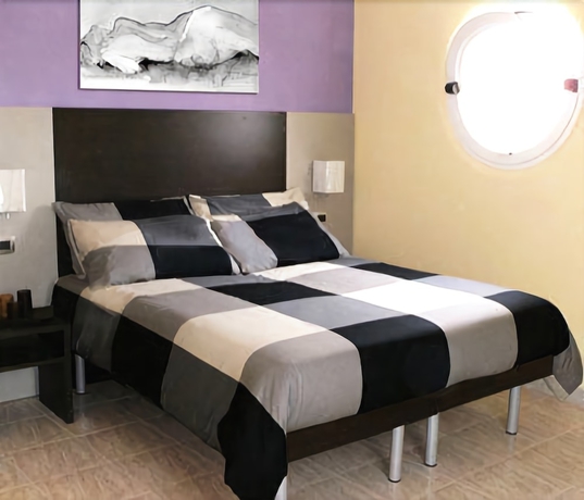 Imagen de la habitación del Hotel Idria Hotel. Foto 7