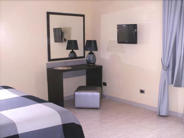 Imagen de la habitación del Hotel Idria Hotel. Foto 8