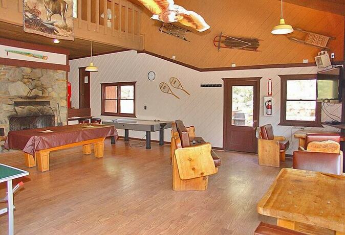 Imagen general del Hotel Idyllwild RV Resort - Caravan Park. Foto 9