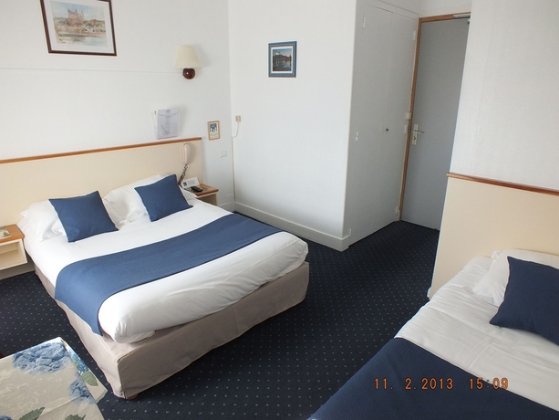 Imagen de la habitación del Hotel Iena. Foto 7