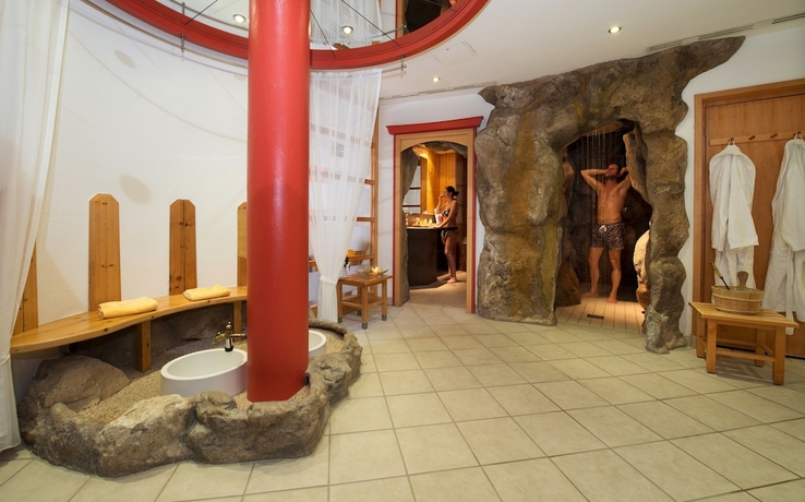 Imagen de los interiores del Hotel Ifa Alpenhof Wildental Kleinwalsertal. Foto 12