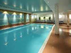 Imagen de la piscina del Hotel Ifa Alpenrose Kleinwalsertal. Foto 19