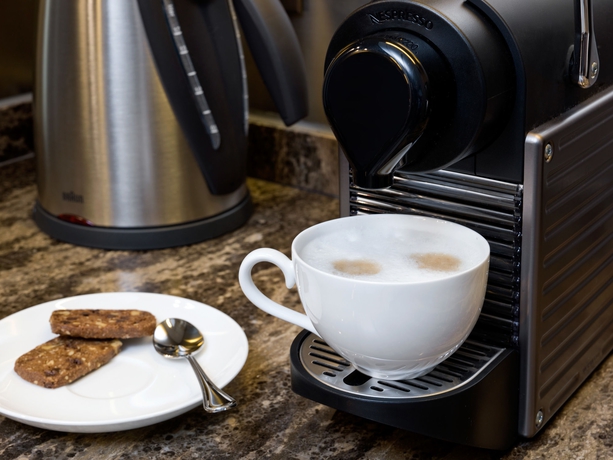 Imagen de la habitación del Hotel Ifc Residence. Foto 3