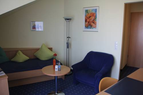 Imagen de la habitación del Hotel Ifen. Foto 12