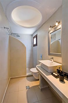 Imagen general del Hotel Ifestos Villa. Foto 6