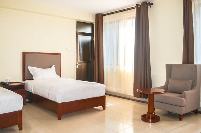 Imagen de la habitación del Hotel Igar Plaza. Foto 20