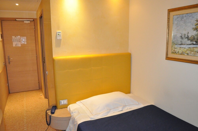 Imagen de la habitación del Hotel Igea, Padua. Foto 2